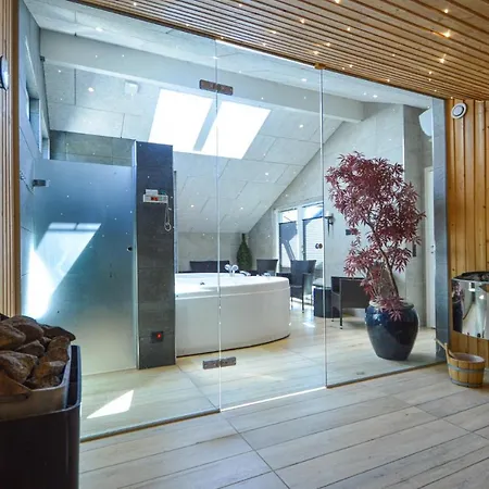 Holiday home 4 Bedroom Pet Friendly In Romo Bolilmark