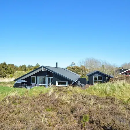 4 Bedroom Pet Friendly In Romo Bolilmark